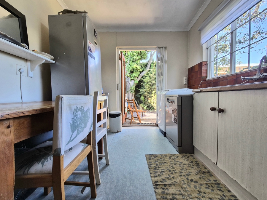 3 Bedroom Property for Sale in Wynberg Upper Western Cape